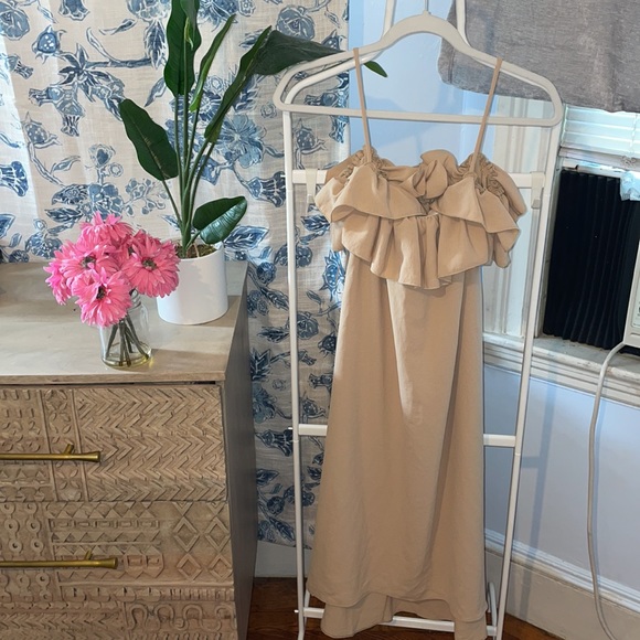 Zara Textured Ruffled Dress - Picture 11 of 13